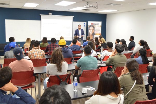 Trường cao đẳng Toronto School of Management  –  Ontario, Canada