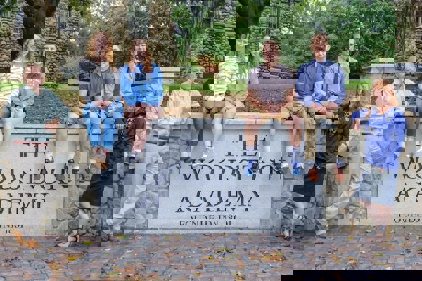 Connecticut - Trường Trung Học Woodstock Academy - USA