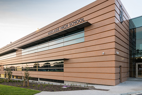 Trường Trung Học Adelaide High School - South Australia, Úc