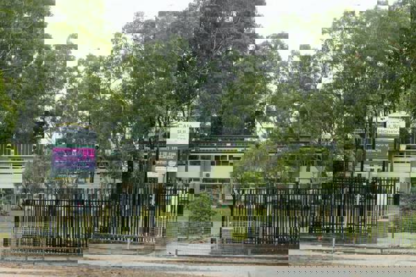 Trường Trung Học Casula High School - New South Wales, Úc