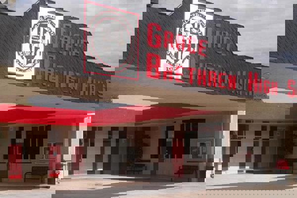 California - Trường Trung Học Grace Brethren High School - USA