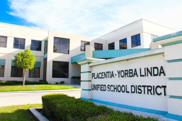 California – Quận Trường Trung Học Placentia-Yorba Linda Unified School District – USA