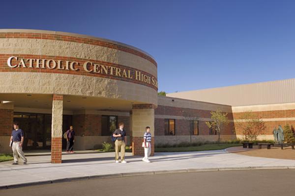 Wisconsin - Trường Trung Học Catholic Central High School - USA