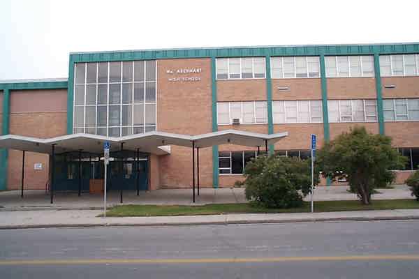 Trường Trung Học William Aberhart High School - Calgary, Alberta, Canada
