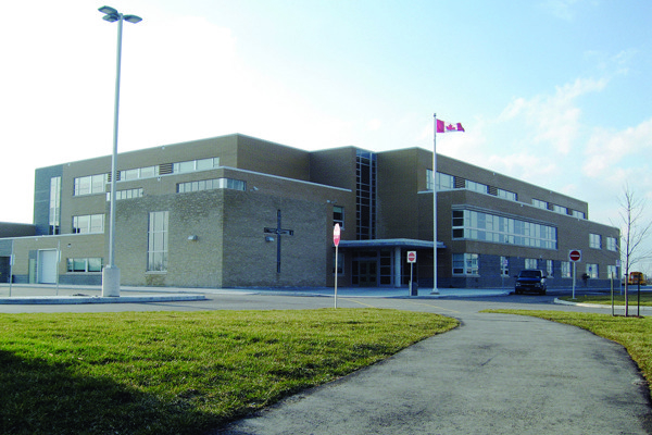 Trường Trung Học Ascension Of Our Lord Secondary School – Mississauga, Ontario, Canada