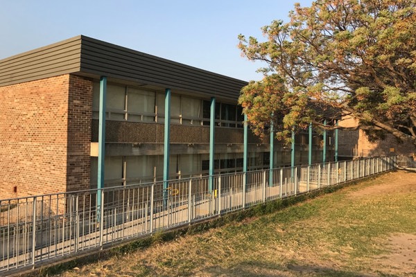 Trường Trung Học The Hills Sports High School - New South Wales, Úc