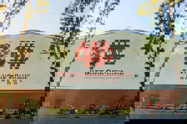 California - Trường Trung Học Whittier Christian High School - USA