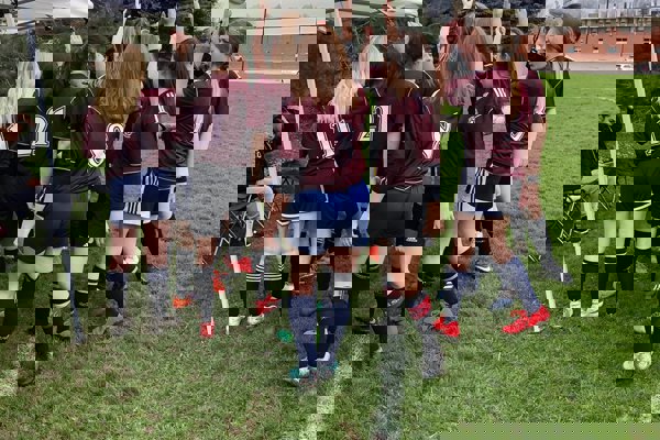 Trường Trung Học Sacred Heart Catholic High School – Newmarket, Ontario, Canada