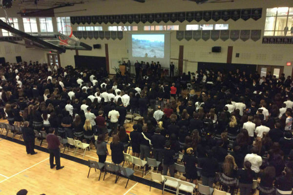 Trường Trung Học St. Thomas Aquinas Catholic Secondary School – Oakville, Ontario, Canada