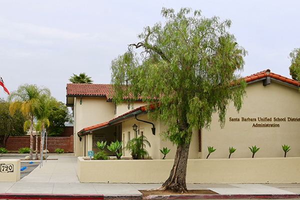 California - Trường Trung Học Santa Barbara Unified School District - USA