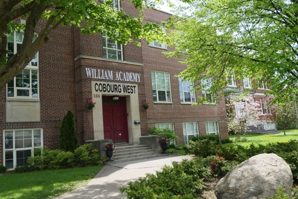 Trường Trung Học William Academy – Cobourg, Ontario, Canada