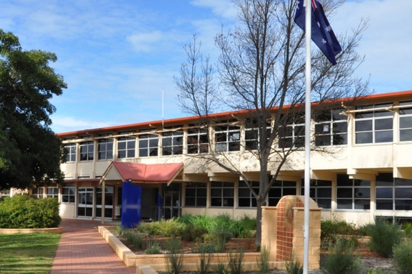 Trường Trung Học Murray Bridge High School - South Australia, Úc