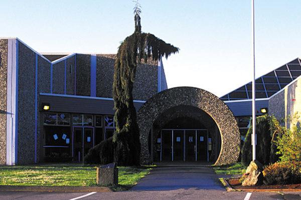 Trường Trung Học Lambrick Park Secondary School - Saanich, British Colombia, Canada