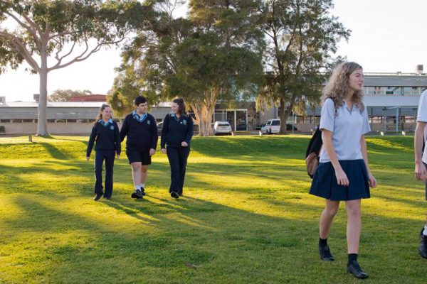Trường Trung Học Modbury High School - South Australia, Úc