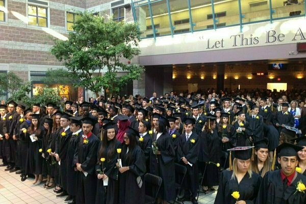 Trường Trung Học Philip Pocock Catholic Secondary School – Mississauga, Ontario, Canada