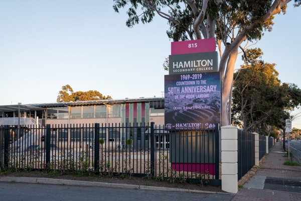 Trường Trung Học Hamilton Secondary College - South Australia, Úc