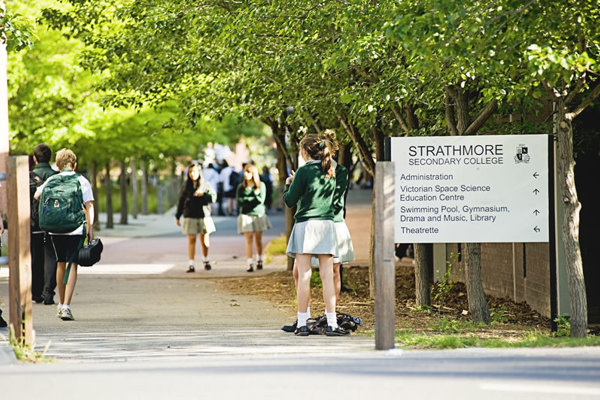 Trường Trung Học Strathmore Secondary College - Victoria, Úc