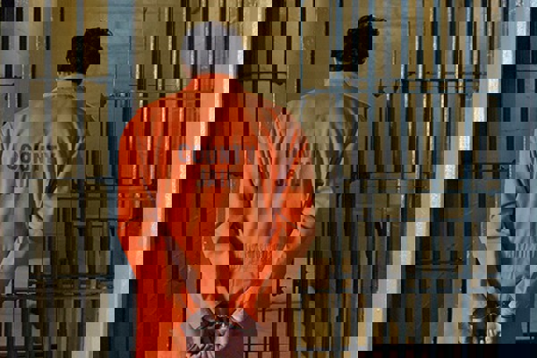 Du học 4 năm không nói được tiếng Anh, ở tù 6 tháng thông thạo như người bản xứ!