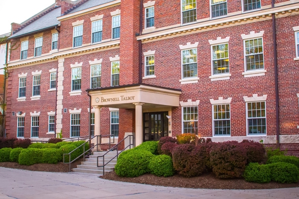 Nebraska - Trường Trung Học Brownell Talbot School - USA