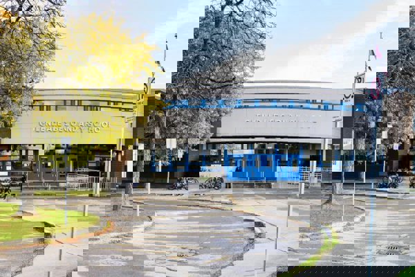 Trường Trung Học Glendale Secondary School – Hamilton, Ontario, Canada