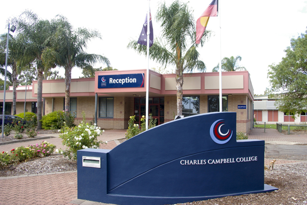 Trường Trung Học Charles Campbell College - South Australian, Úc