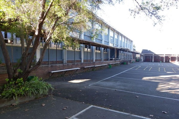 Trường Trung Học James Cook Boys Technology High School - New South Wales, Úc